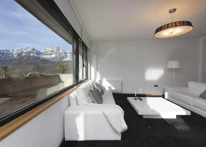 Balcon De Saras By Bevalle * Panticosa